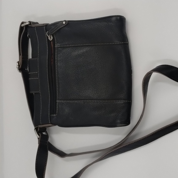 Tignanello Crossbody Bag Purse black soft leather 3 compartments  adj strap - Picture 11 of 12